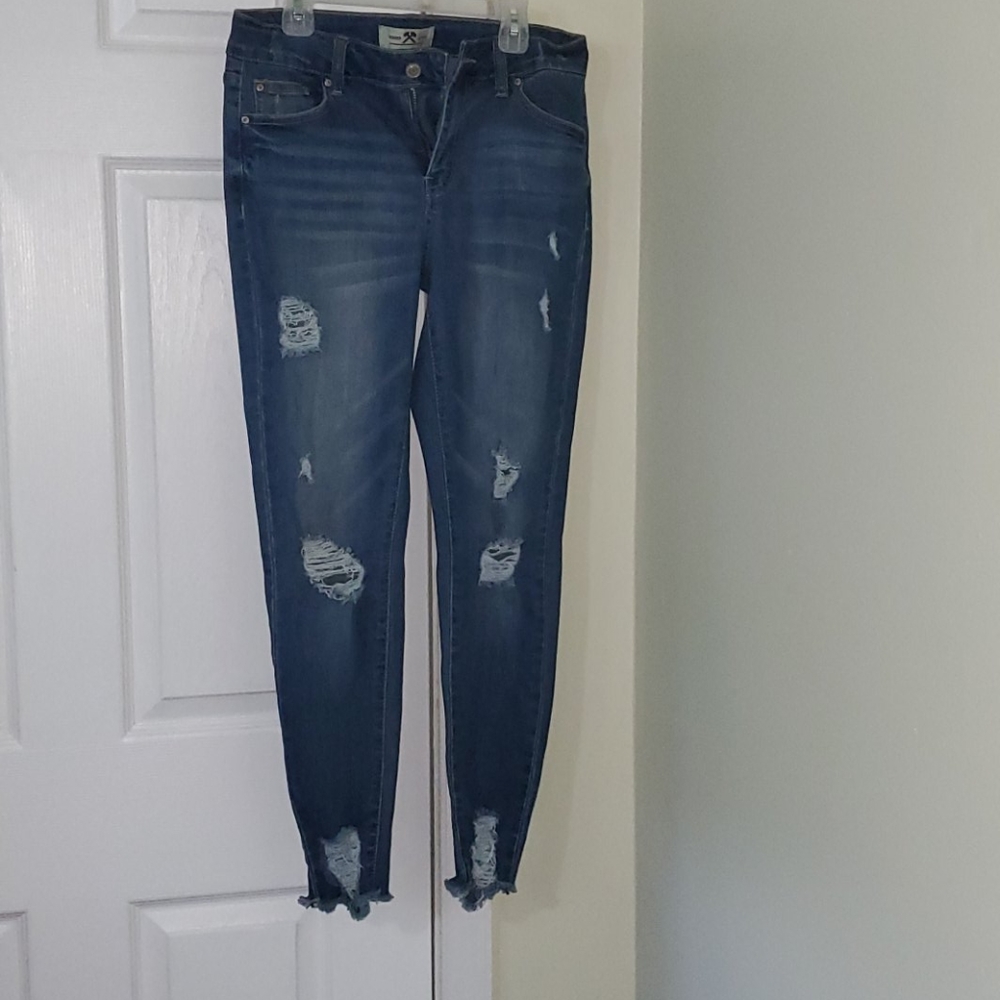 Kancan Destructed Skinny Jeans